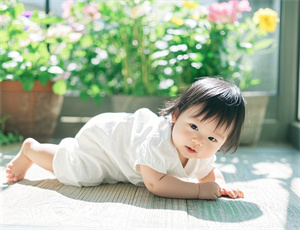 睦意取名女孩怎么取名字（精选20个）